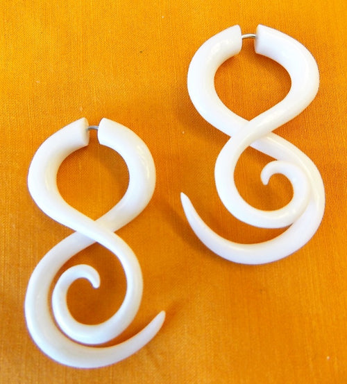 Spiral Twist Split Gauge Earrings Carved White Bone