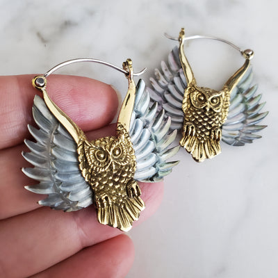 Owl Carved Gray Shell Earrings .925 Sterling Silver Hook Boho Chic Jewelry