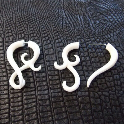 Twist Split Gauge Earrings Carved White Cow Bone Boho Jewelry Gothic Costume