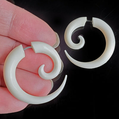 1" Spiral Hoop Fake Gauge Earrings Carved White Cow Bone Split Plug Gift