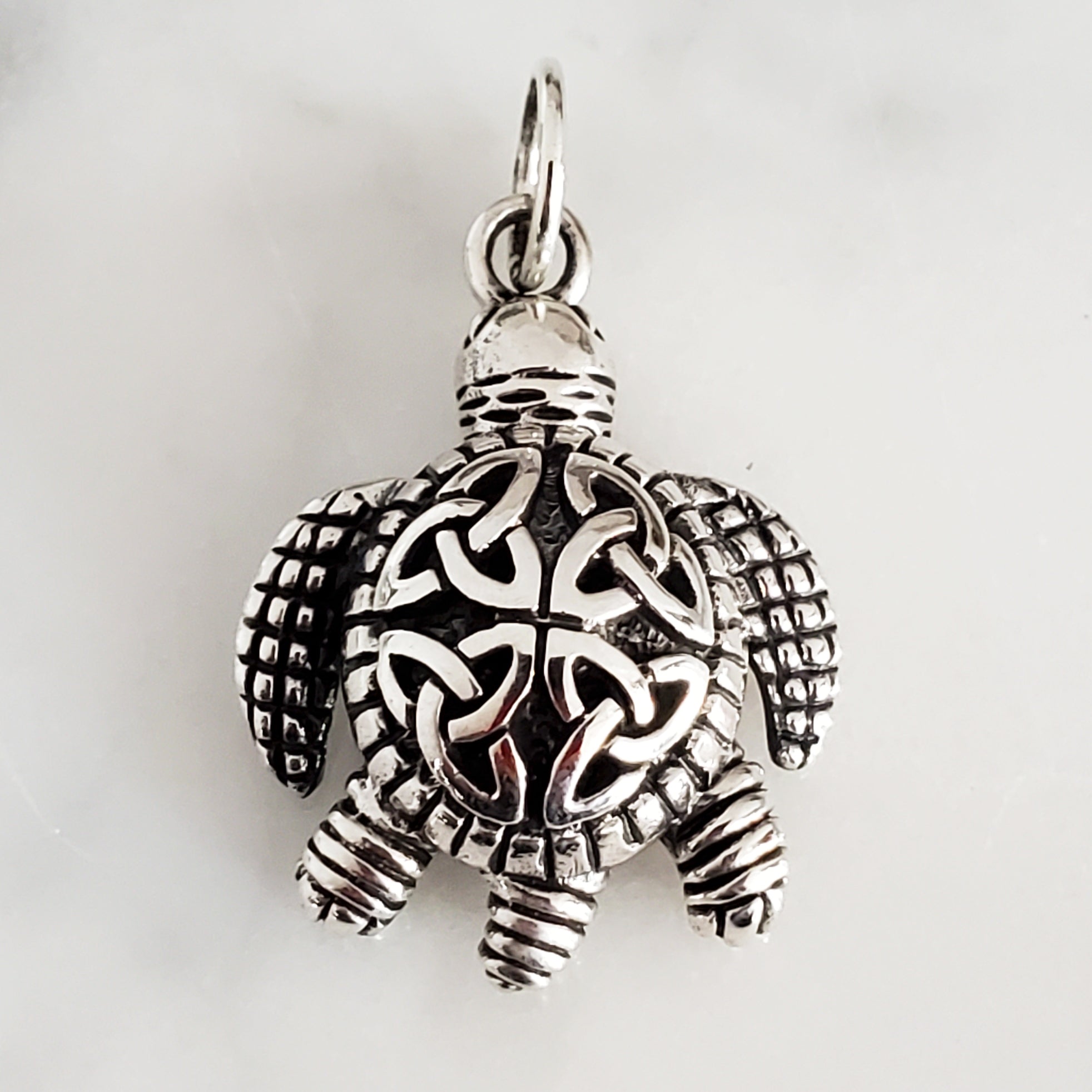itti イッチ　CRISTY KNOT WRIST CIRCLE CHARM ITTI / CRISTY KNOT FINGER CIRCLE CHARM | ITTI | HOLLYWOOD