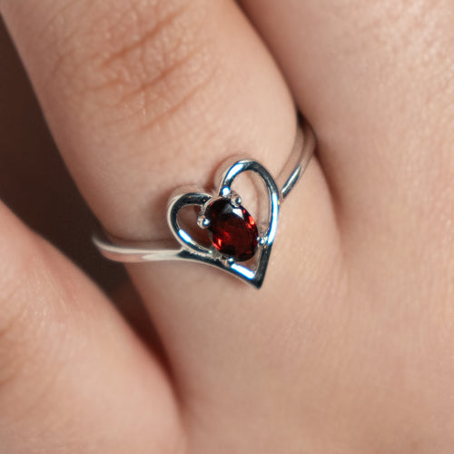 Garnet .925 Sterling Silver Ring